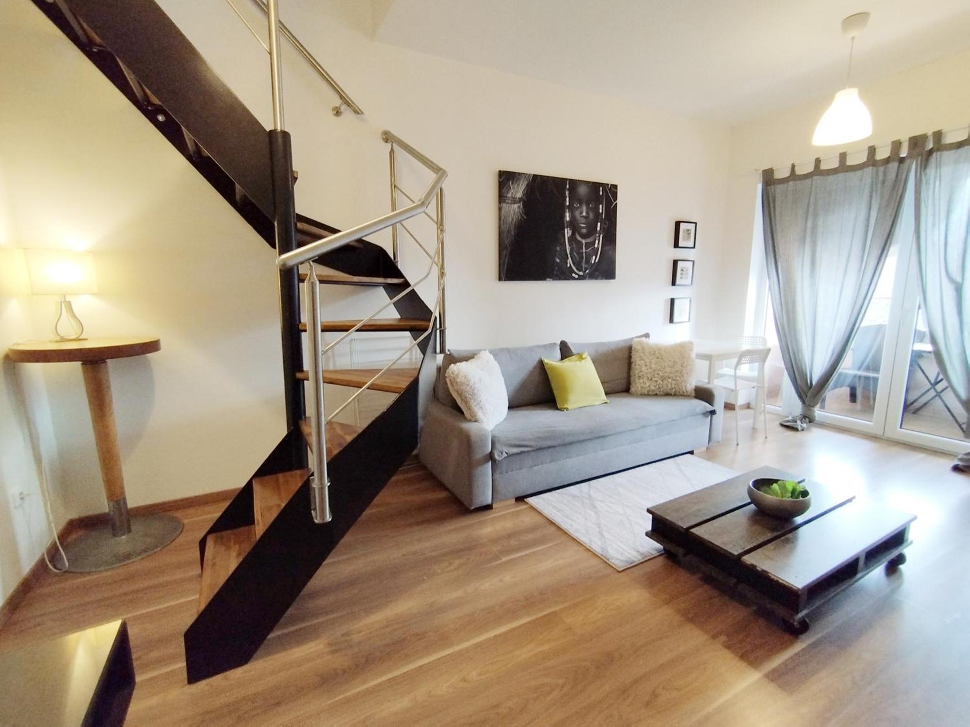Cozy Rooftop With Balcony Прага Екстериор снимка