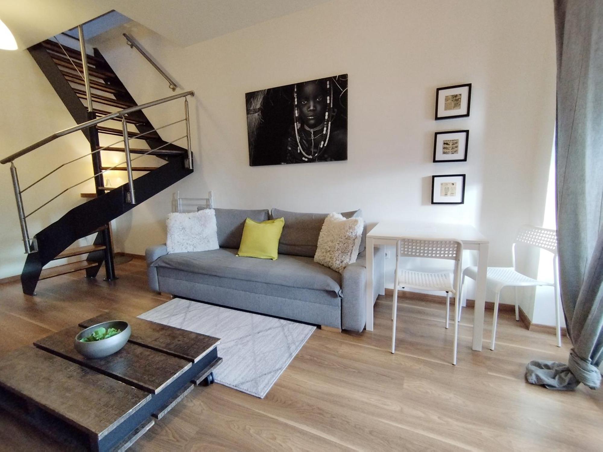 Cozy Rooftop With Balcony Прага Екстериор снимка